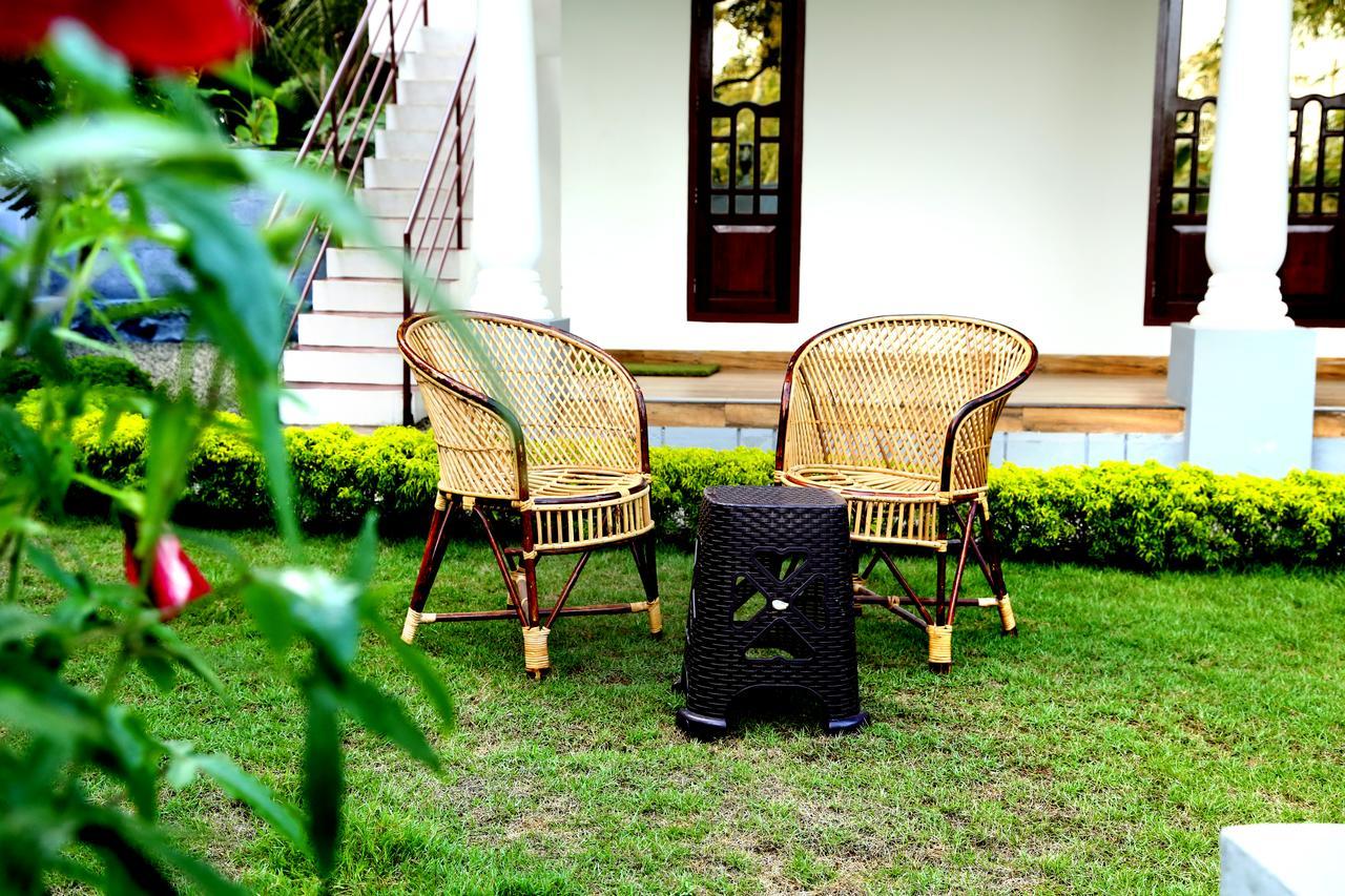 Amritham Holidays Homestay Trivandrum Thiruvananthapuram Extérieur photo