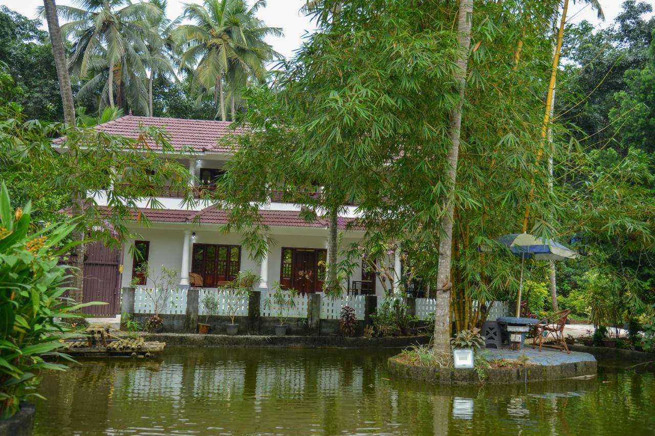 Amritham Holidays Homestay Trivandrum Thiruvananthapuram Extérieur photo